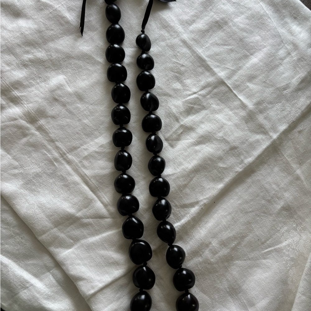 Black Beaded Necklace